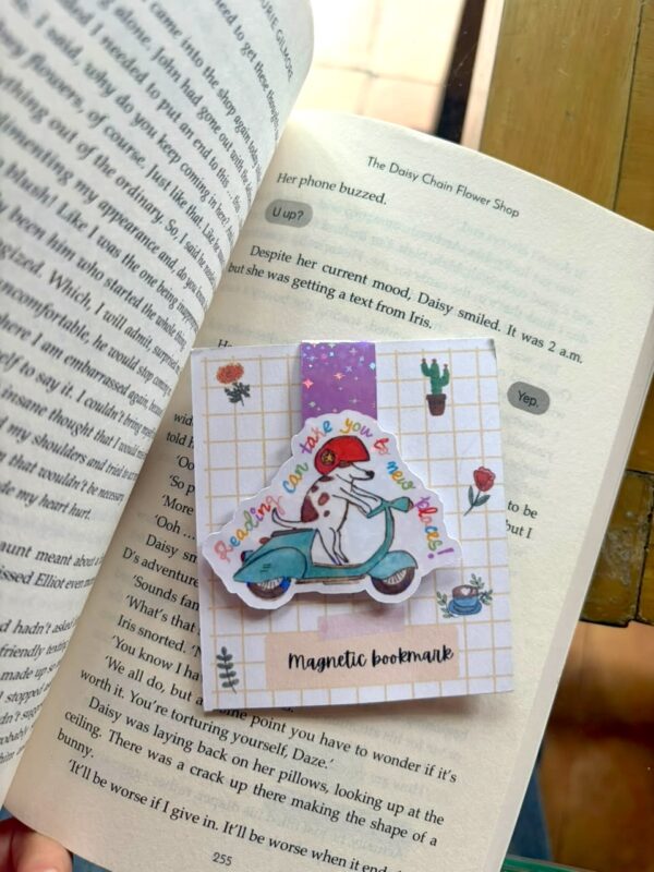 Pawsome Traveller Magnetic Bookmark